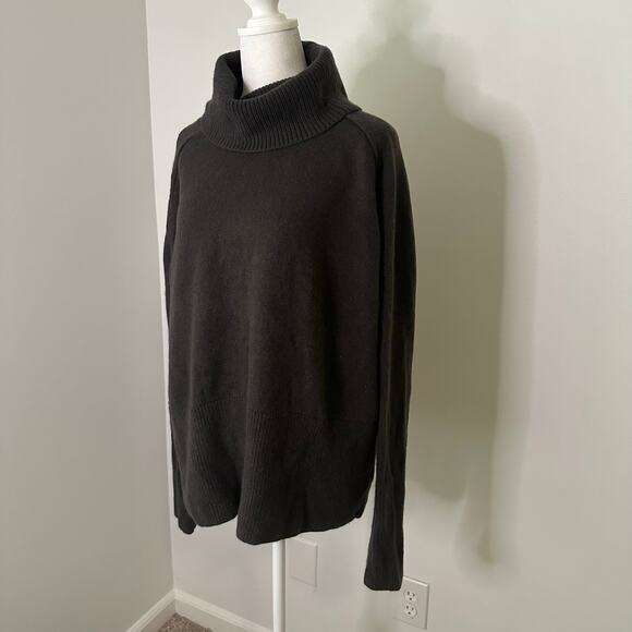 Athleta dark brown wool/cashmere knit turtleneck sweater size M - Picture 3 of 15